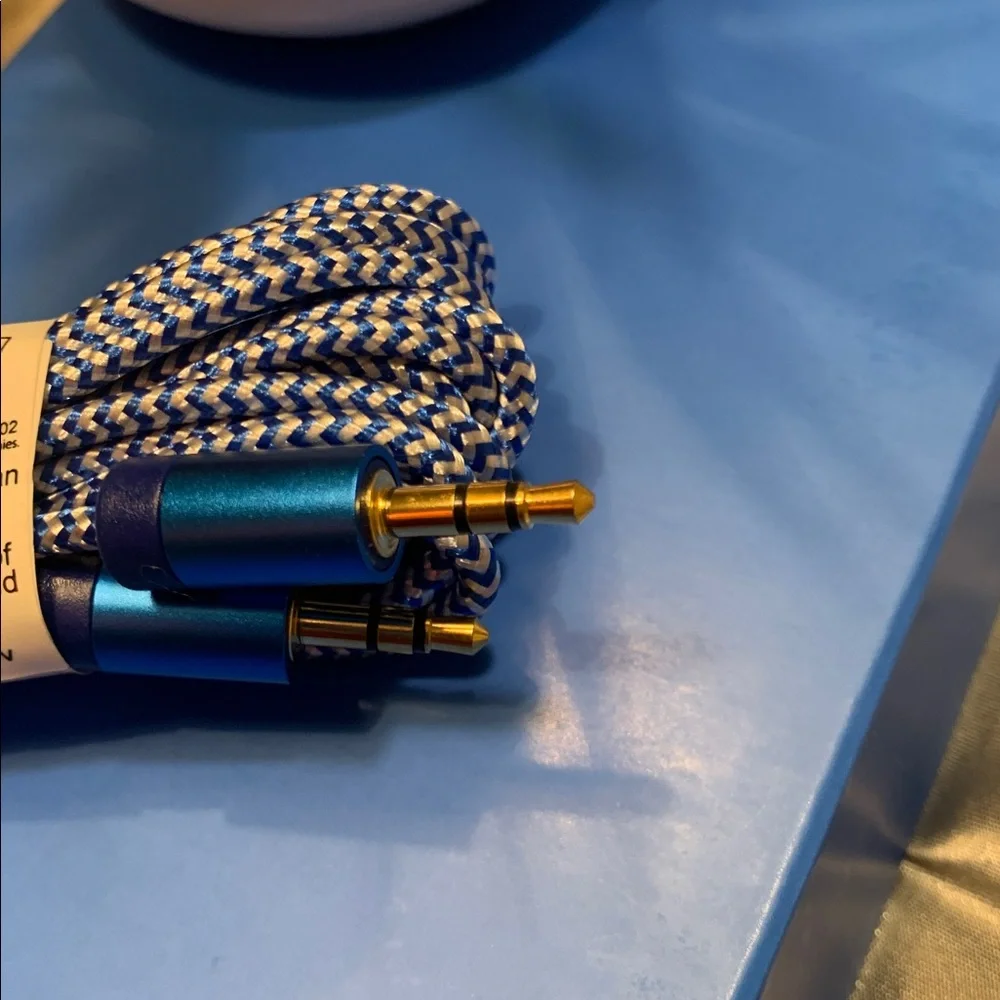 WIRELESS GEAR durable blue
